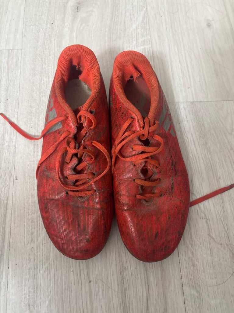 Adidas krampon 35 numara