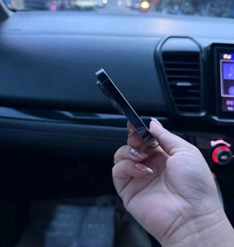 Sorun Sıkıntısız İPhone 14 Promax - 4