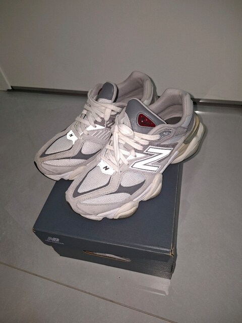 New Balance 9060 Sadece 5 kez giydim
