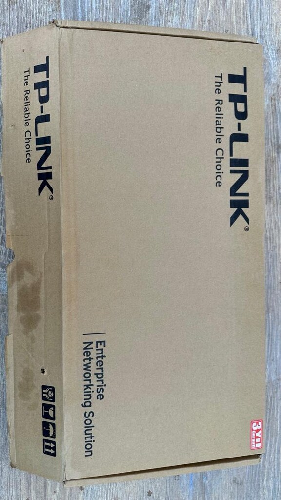 TP-Link TL-SF1024 24 Port 10/100 Mbps Switch - 5