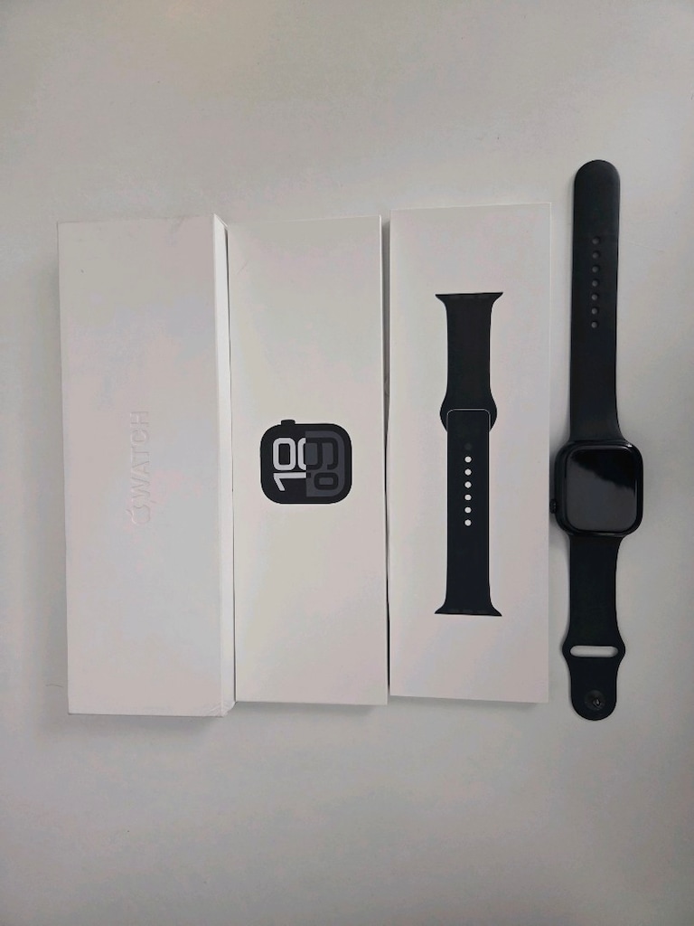 TERTEMİZ AZ KULLANILMIŞ WATCH 10 46 MM