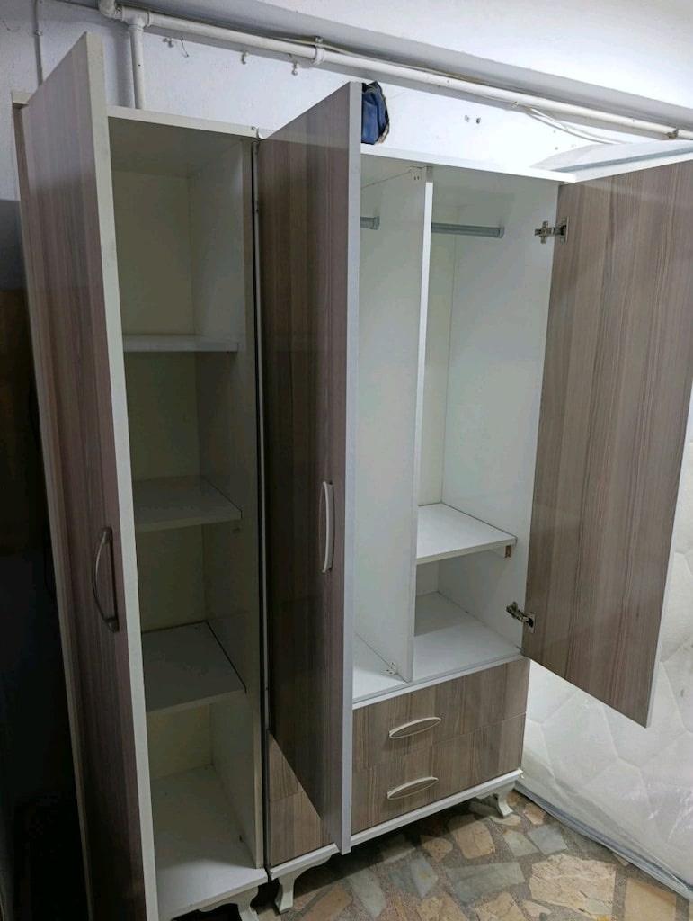 elbise dolabı üç kapılı adrese teslim - 2