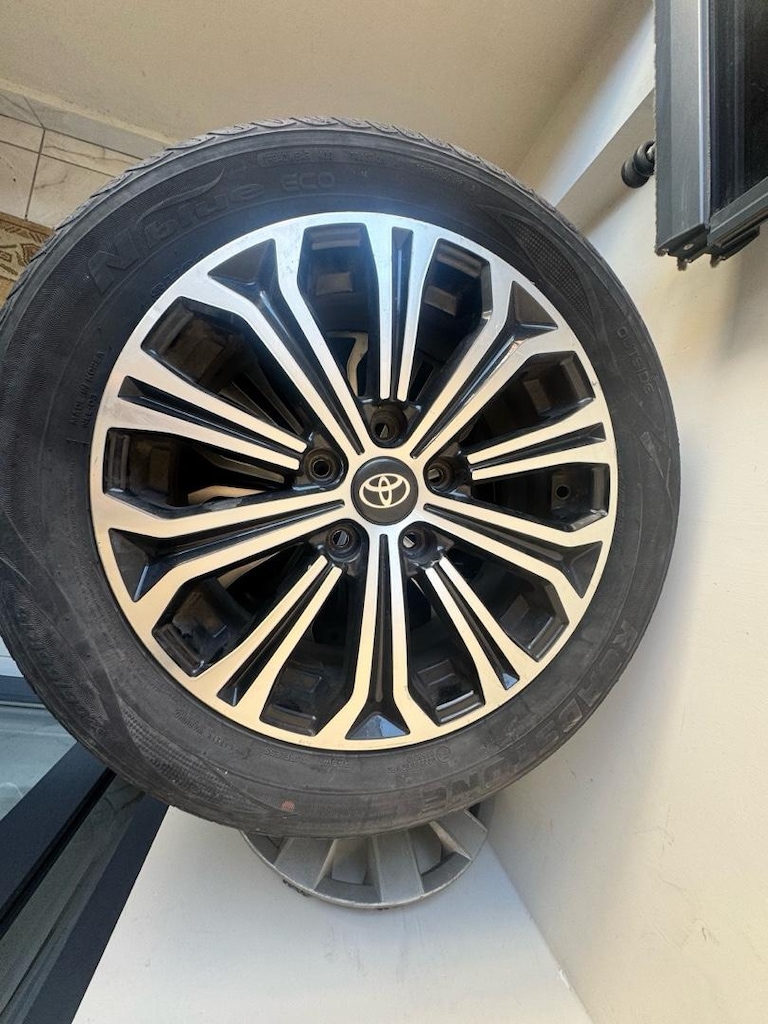 Toyota Corolla 16’’ Jant Lastik Takımı 205/55 R16 Hatasız - 2