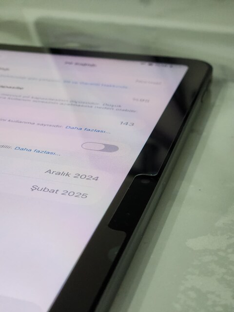 Temiz iPad Air 6 (M2 İşlemci) - 128GB + Kalemli + Cam Korumalı