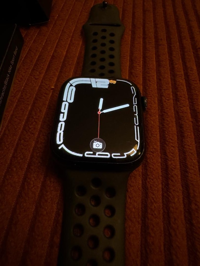 APPLE WATCH 7 NİKE EDİTİON - 3