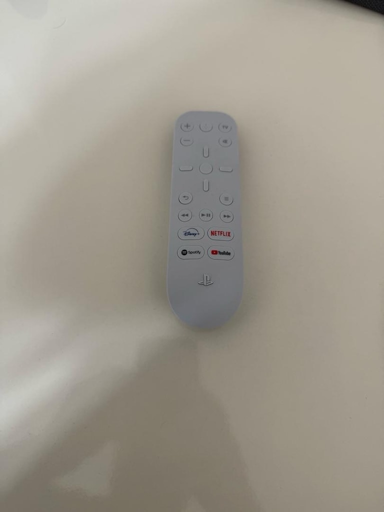 PS5 Media Remote - 8