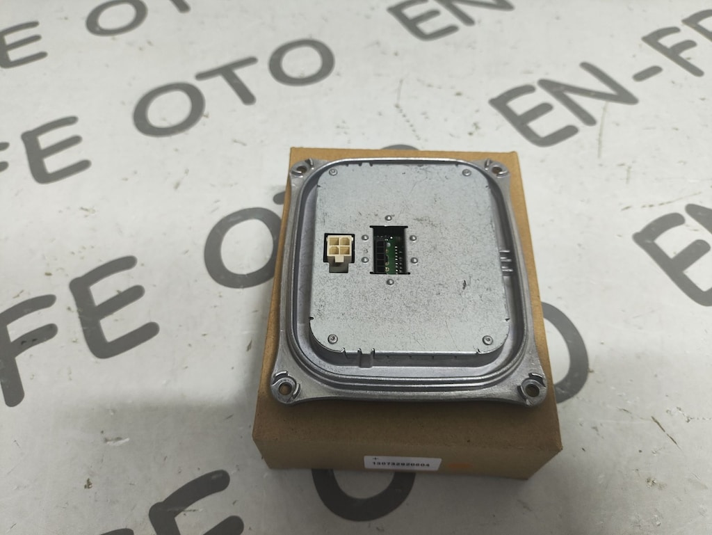 A4 A7 TT LED FAR BEYNİ 420907472G 420 907 472 G 130732920604 - 3