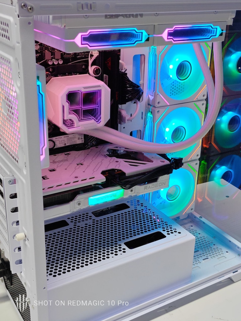 SIFIR! Ryzen 7 7800X3D - RX 9060XT 16GB - 16GB RAM - 1TB M.2 SSD - 6