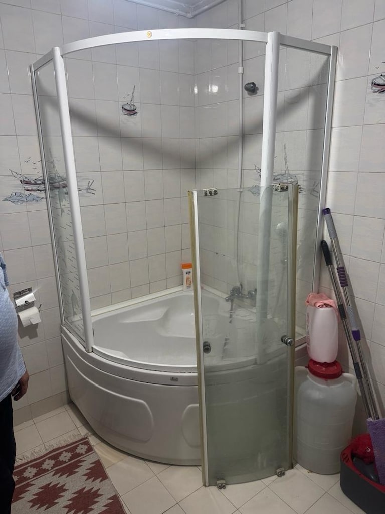 ACİL. DUŞA KABİN VE LAVABO TERTEMİZ SAĞLAM KOMPLE BU FİYATA. - 5