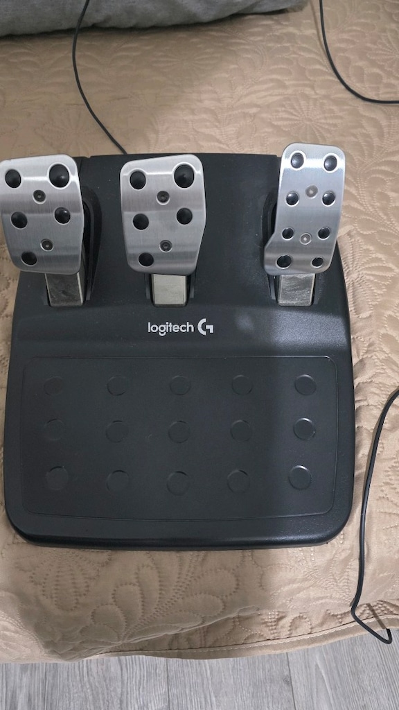 Logitech G29 + Shifter - 8