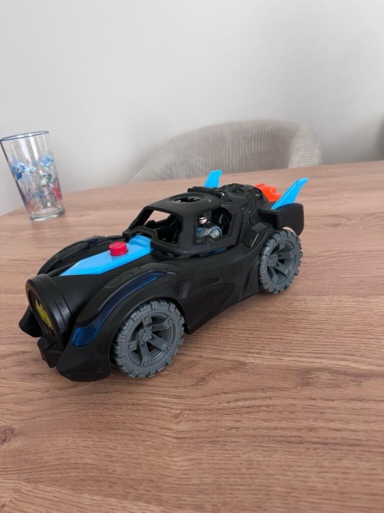 Batman Batmobile Oyuncak Araç + Batman Figürü - 2