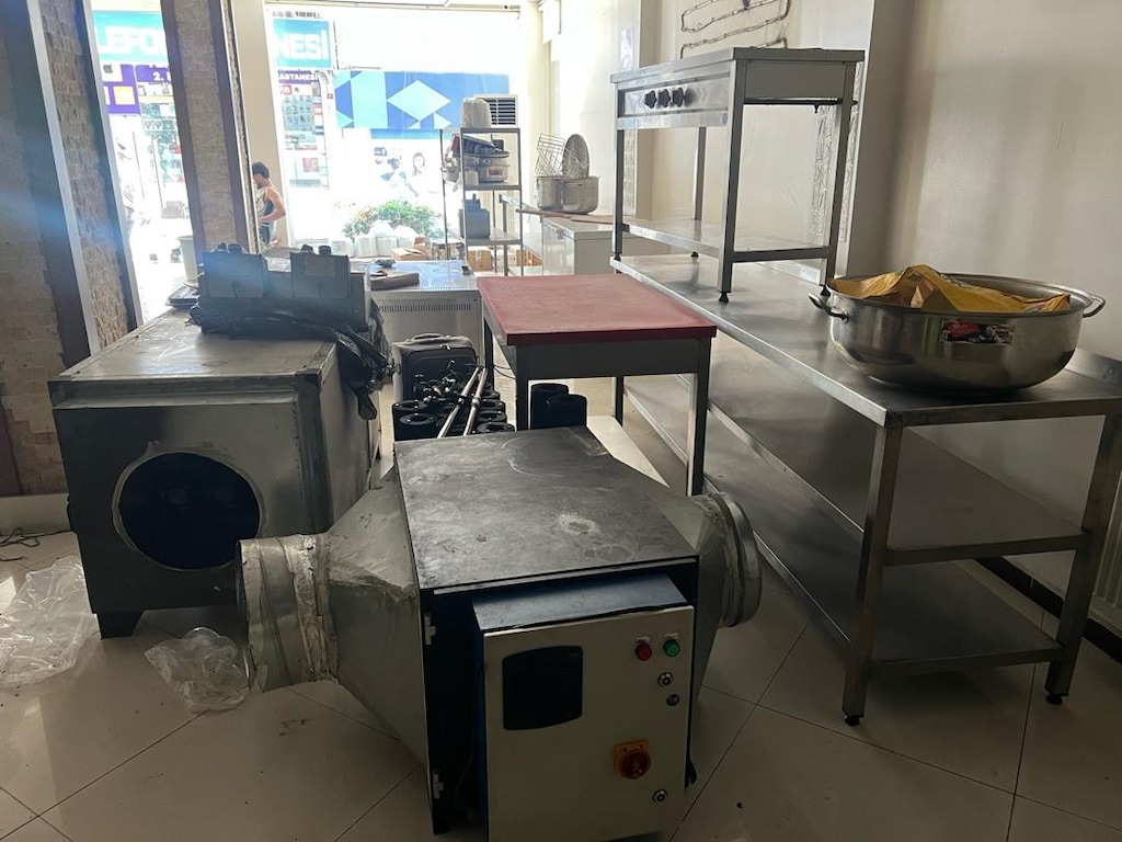 Dükkanı kapatıyorum uygun fiyatlı malzemeler satılık