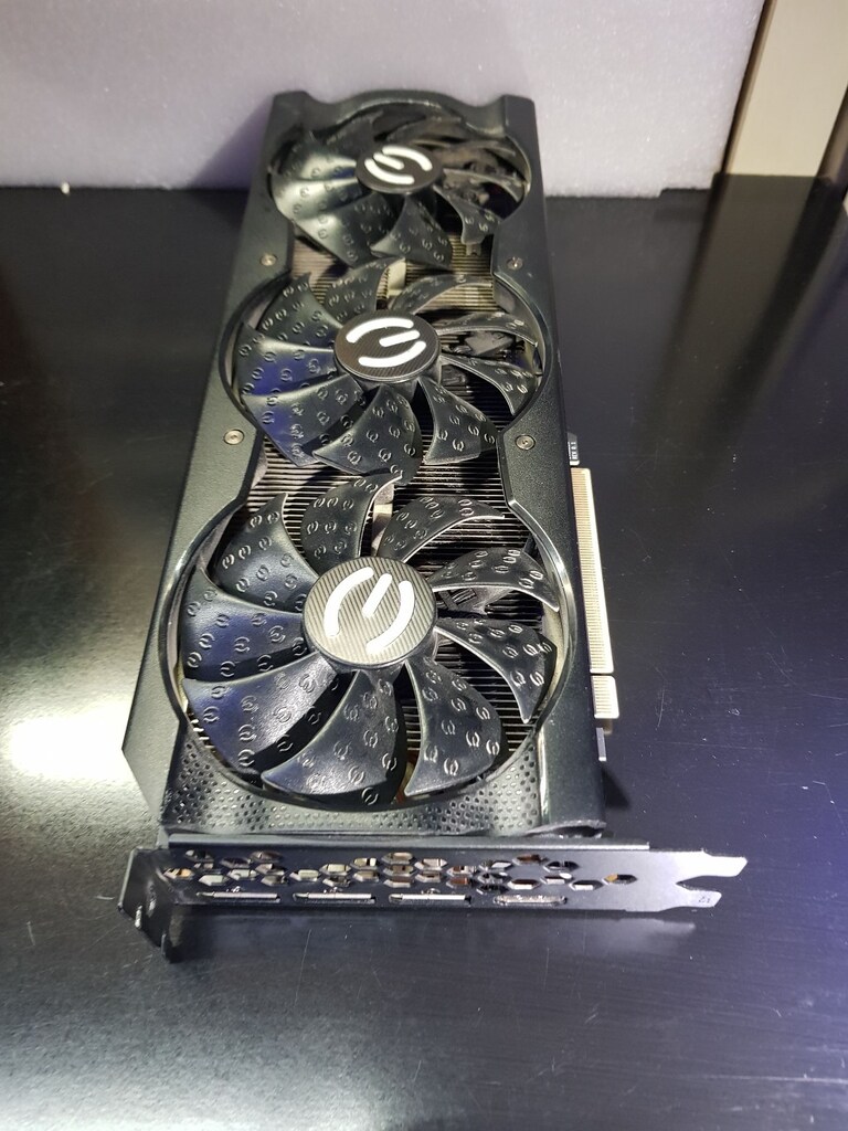 EVGA GEFORCE RTX 3070 8GB EKRAN KARTI - 9