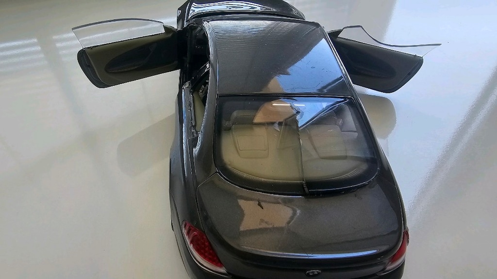 BMW 6 Serisi Metal Model Araba – Hasarlı | Yedek Parça / Restorasyonlu - 3