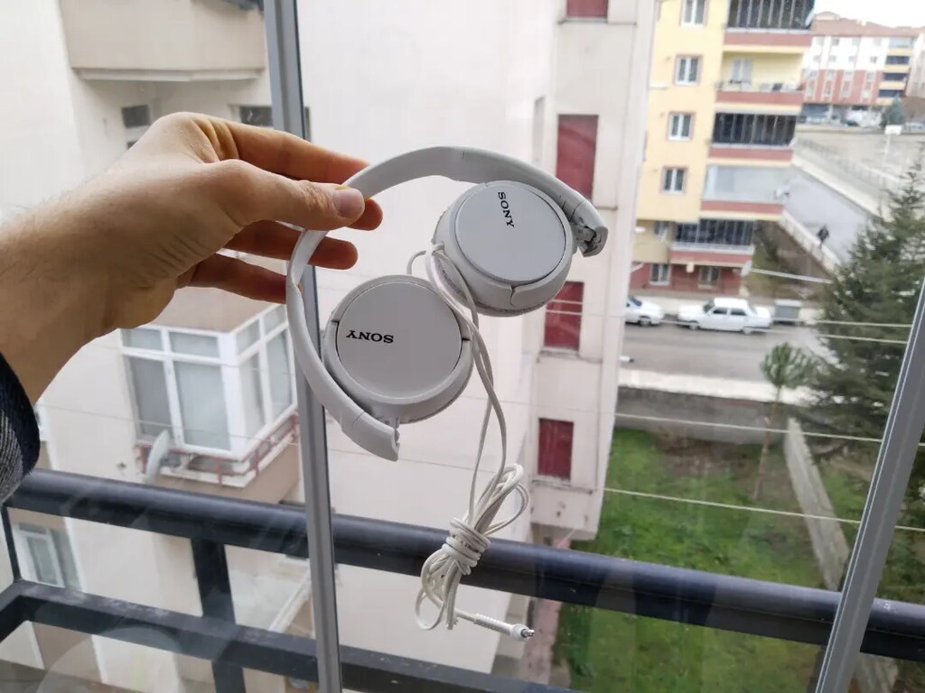 Sony MDR-ZX110 Kulaküstü Kulaklık Beyaz - 3