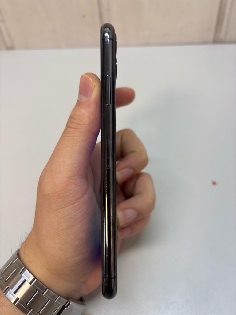 Sahibinden iPhone 11 Pro Max - Değişensiz - Kullanıma Açık - 6