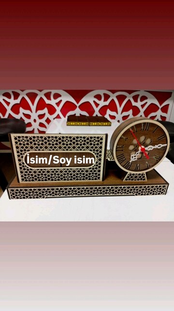 saatli masaüstü isimlik