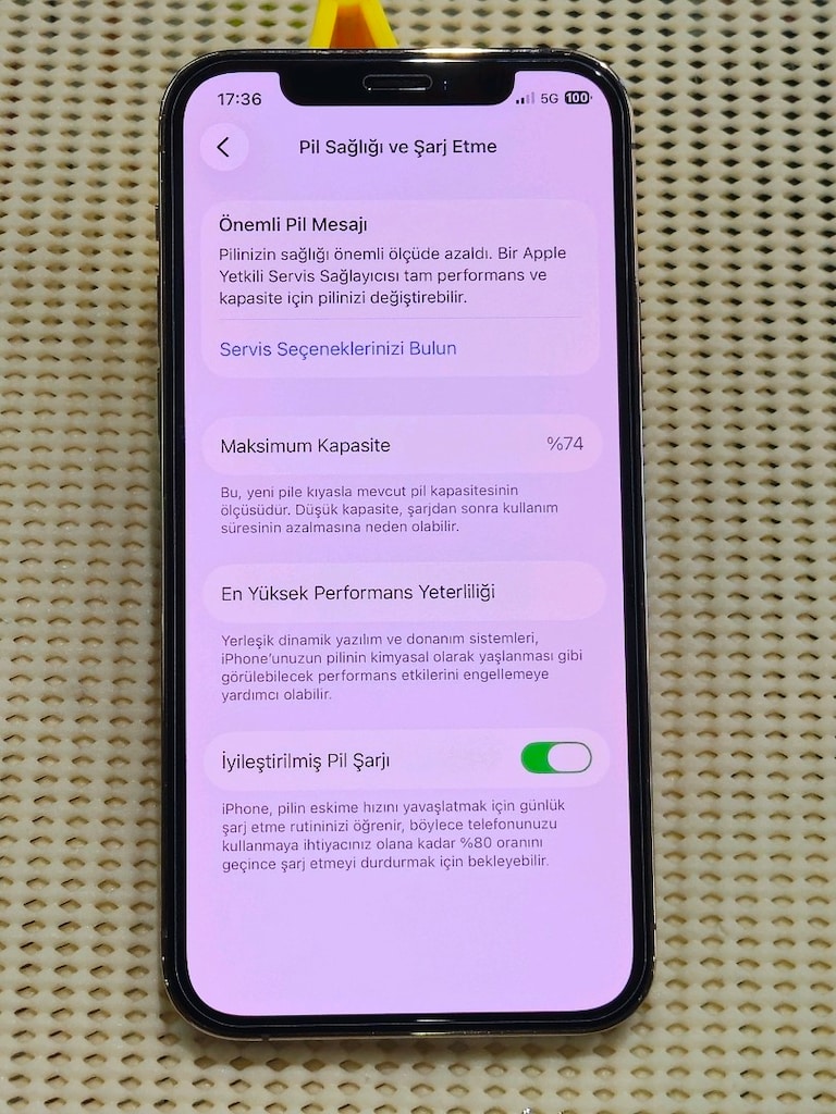 iPhone 12 Pro Gold - 4
