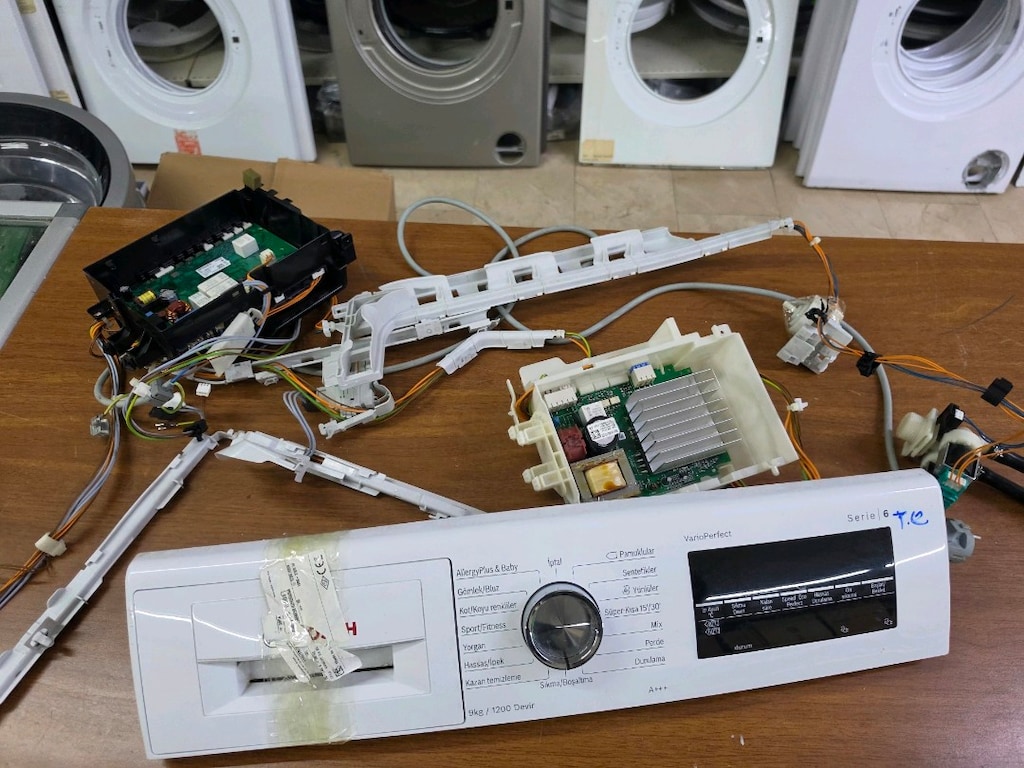 Bosch Serie 6 Çamaşır Makinesi Ön Panel / Beyin Kartı - 9kg / 1200 Dev - 6