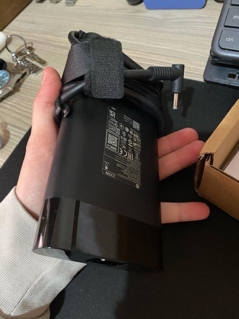 HP 230W Orijinal Laptop Adaptörü (Model: TPN-LA15 / M32723-001) - Temi - 3