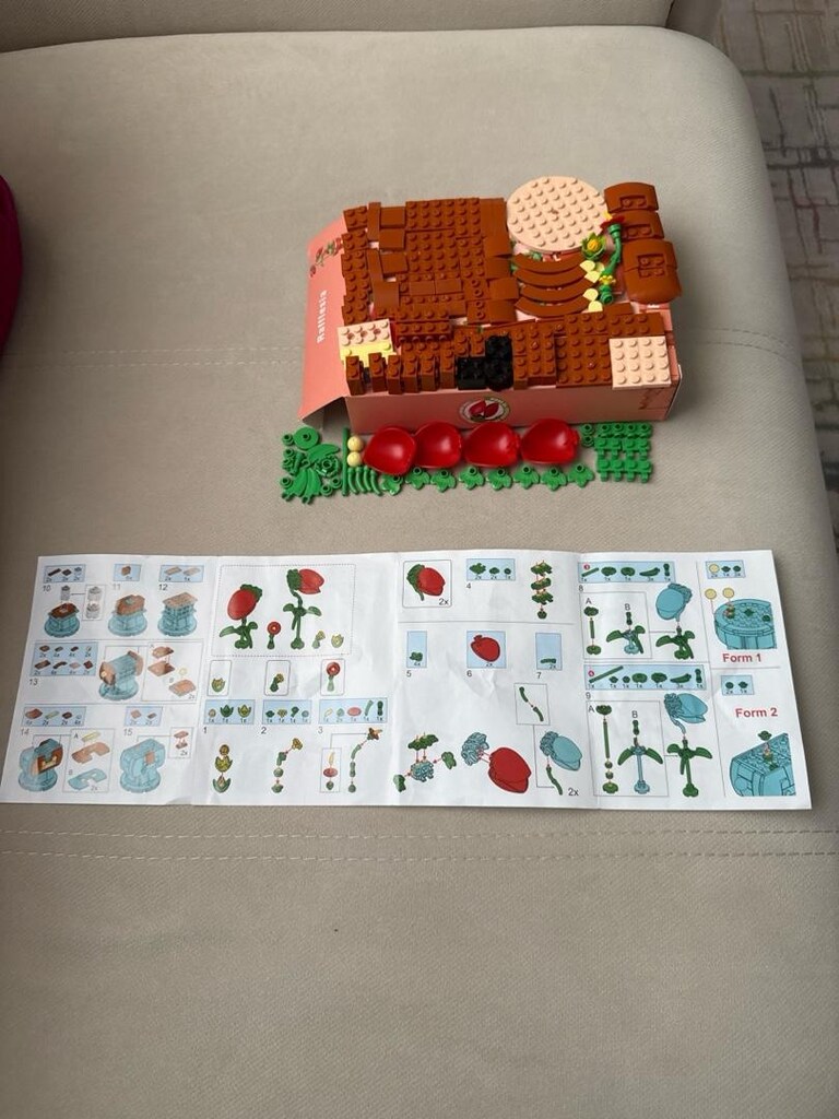 Lego çiçek 147 parça parçaları paketlidir 2 paket vardır - 2