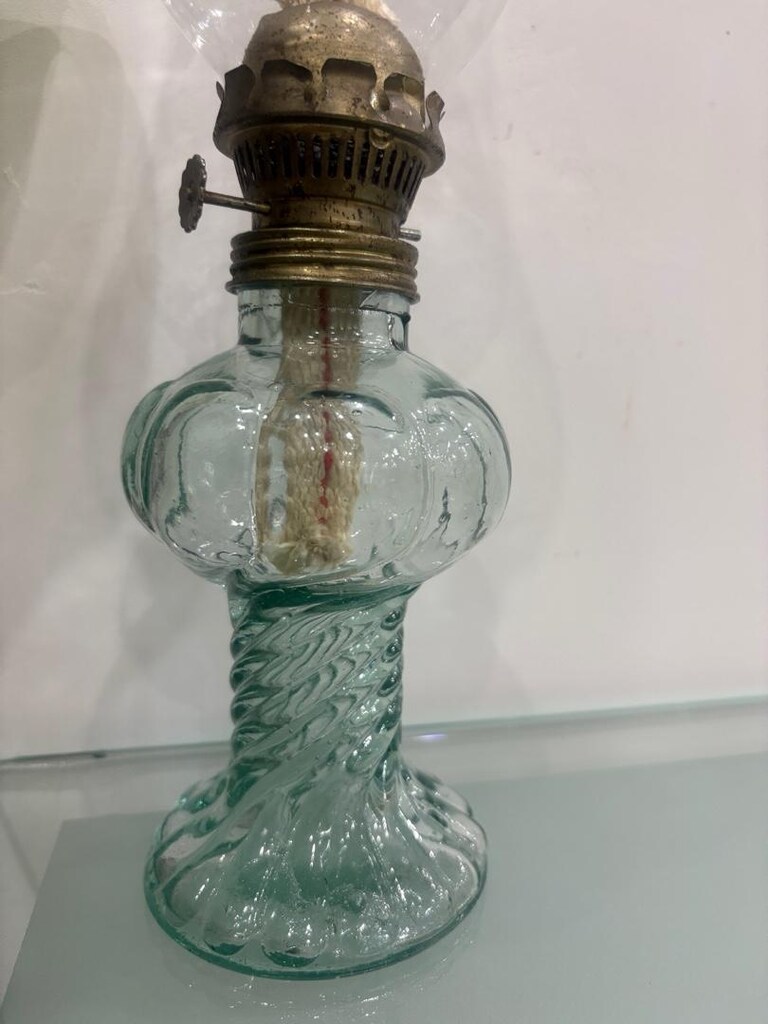 Vintage Burgu Formlu Su Yeşili Cam Gaz Lambası - 40 cm - 7
