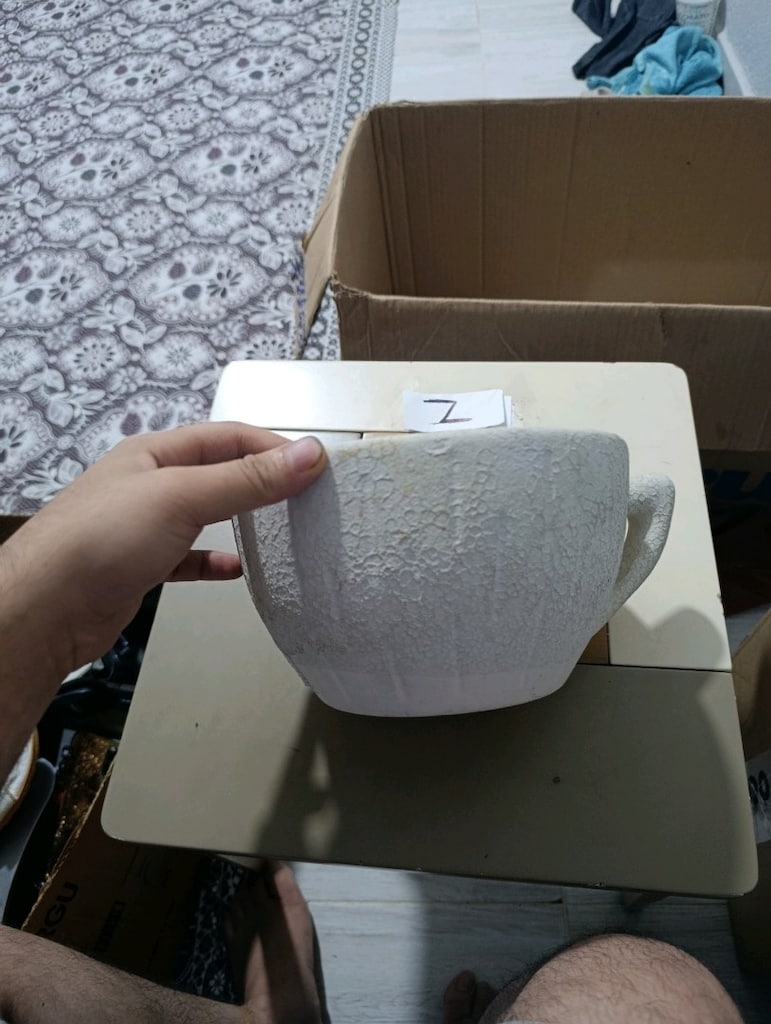 Satılık Fincan Formlu Büyük Boy Seramik Saksı 20 cm ağız çapı ve 24 cm - 3