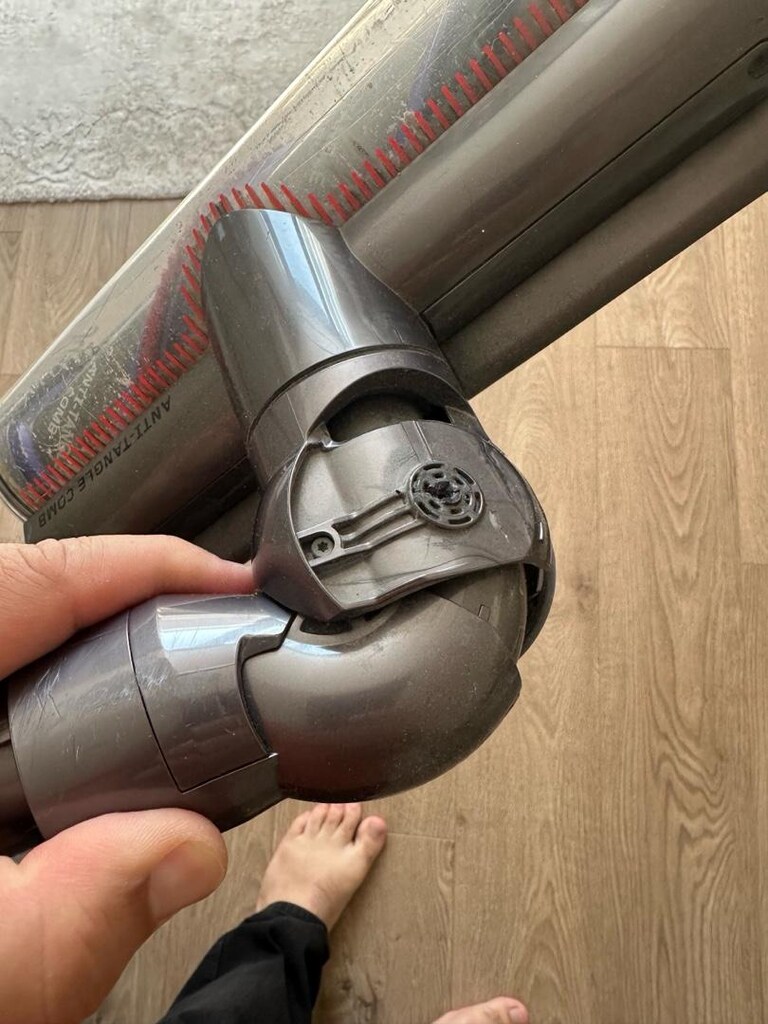 Dyson V15 başlik - 3