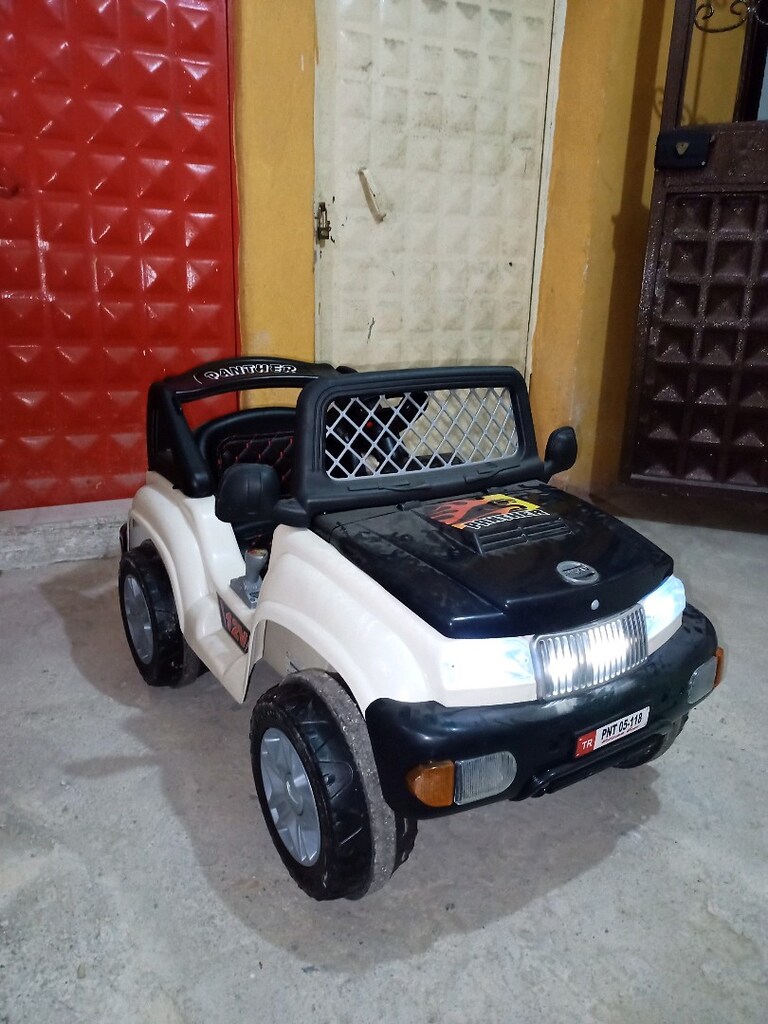 pilsan panther 12v akülü araba - 2