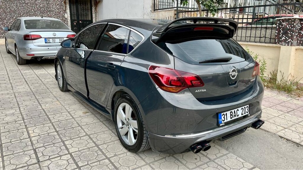 2013 Opel Astra 1.4 Turbo Sport 166.000 KM - 3