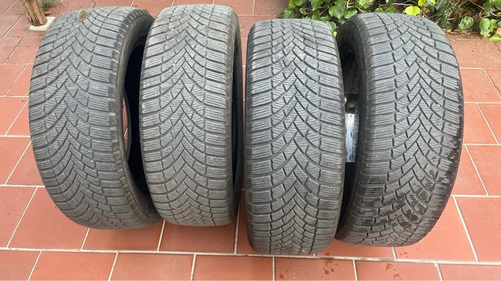 Bridgestone Blizzak LM005 Kis lastigi - 2