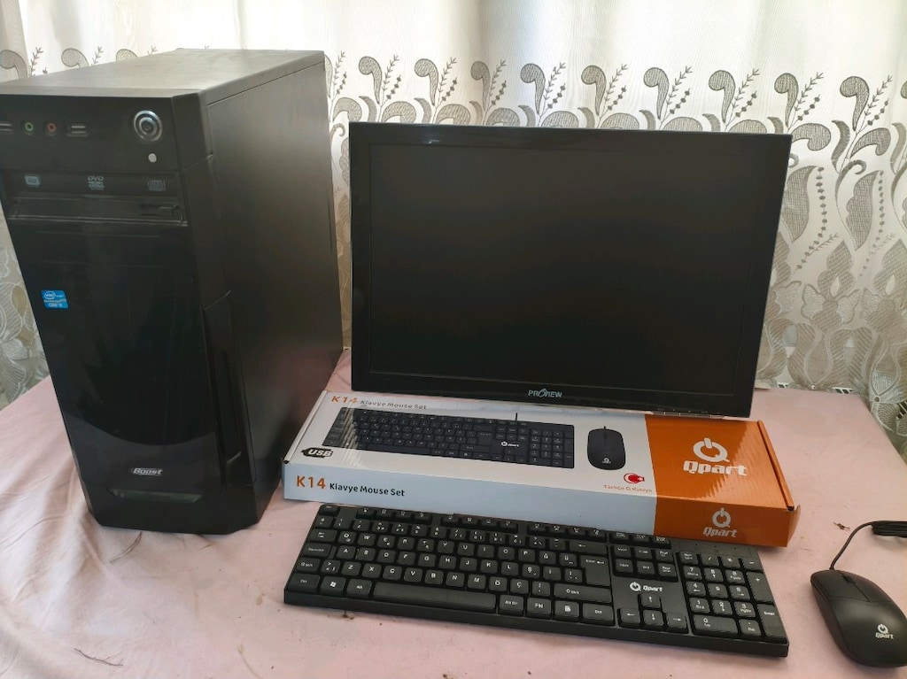 İ5 3570 3.80 GHz 8 GB ram 4 GB harici ekran kartı 4+4 çekirdekli i - 6