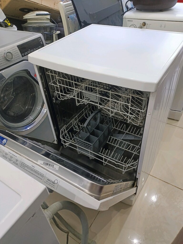 Arçelik 3 programlı yeni gibi Bulaşık Makinesi - 4
