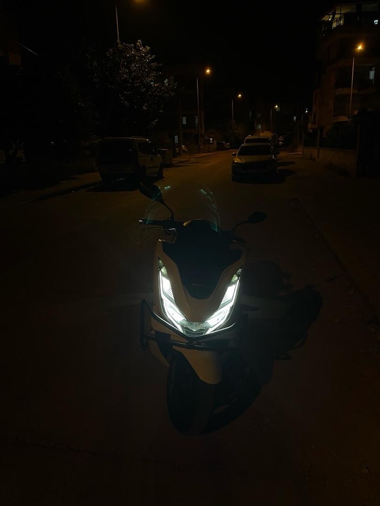 SADECE 7200 KM'DE HONDA PCX 125 - 4