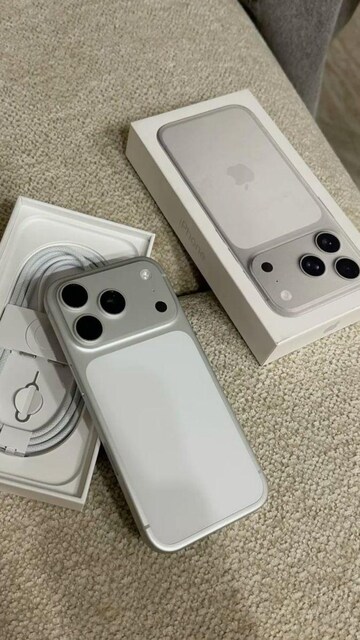 İPHONE 17 PRO MAX YURT İÇİ 256 GB 25 GÜNLÜK KUTU FATURA 24 AY GARANTİL