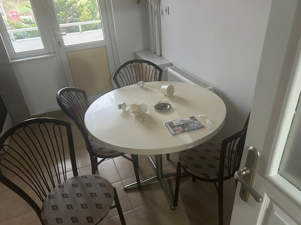 SATILIK MOBİLYA KOLTUK, YEMEK ODASI, YATAK, TELEVİZYON EV EŞYASI - 10