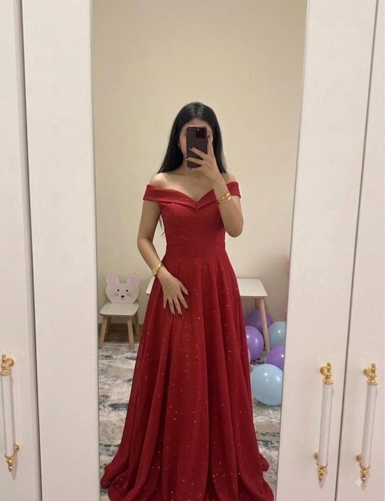 kırmızı simli abiye gece elbisesi