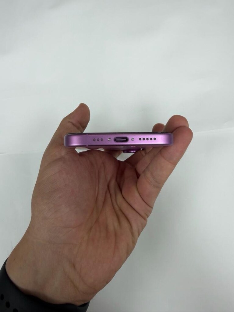 Iphone 16 - 6