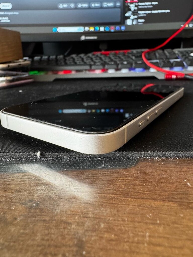 iPhone 13 - 5