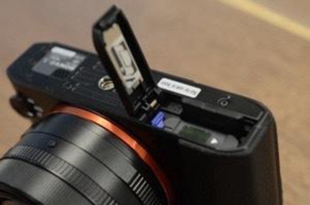 Sony RX1 Full Frame Kamera + Elektronik EVF | Türkiye'deki İkinci El ...
