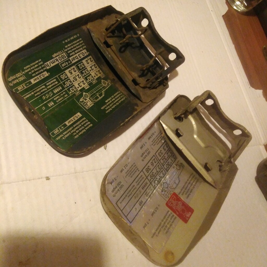 MERCEDES W126 YAKIT DEPO SAC KAPAK - 4
