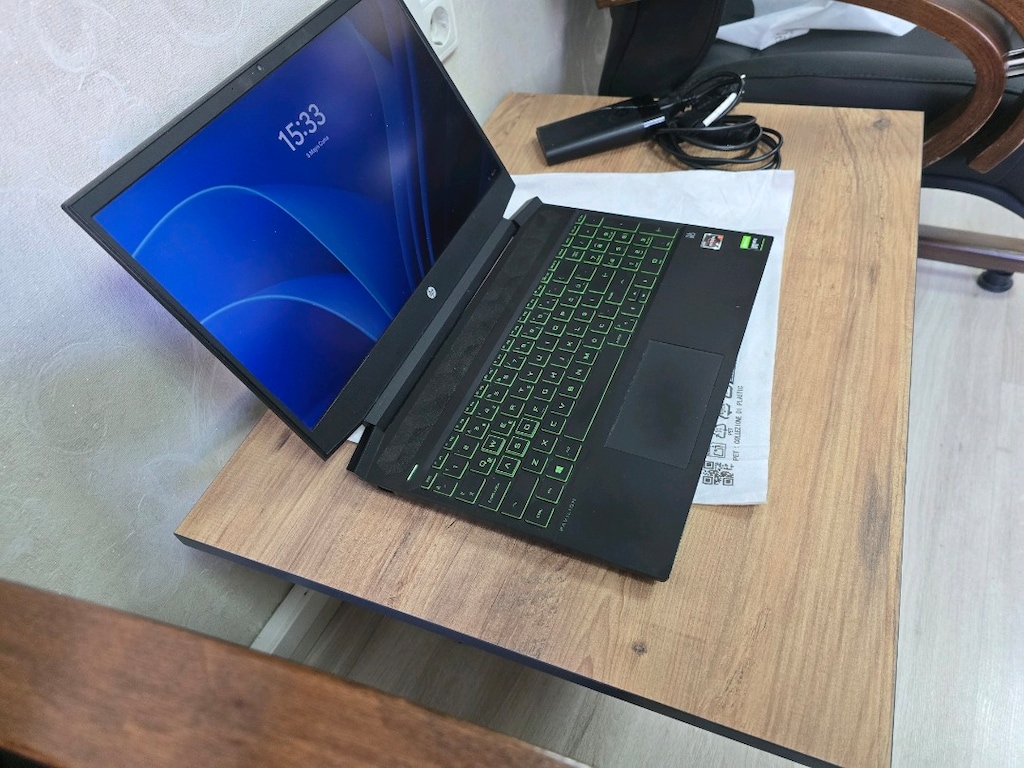 SİFİR GİBİ HP GAMMİNG DİZÜSTÜ BİLGİSAYAR LAPTOP - 13