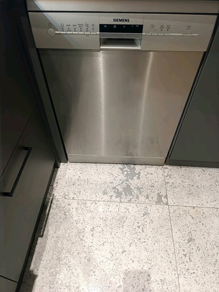 Bulaşık Makinesi yer olmadığı için acil satılık - 3