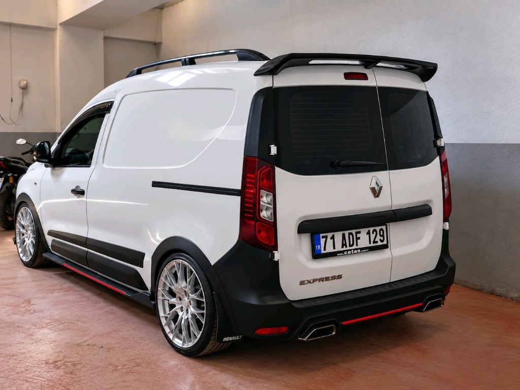 2023 model renault express 1.5 dci blue motion. 95hp - 4