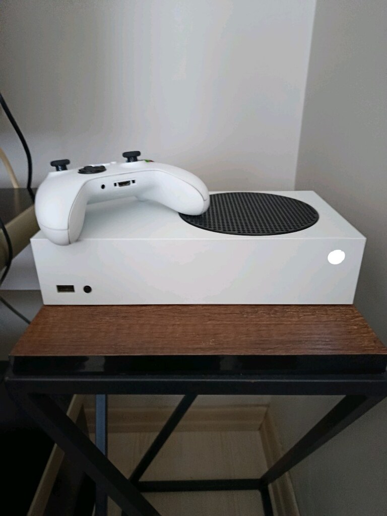 xbox series s (oyun yüklü ) hesapla verilecek - 3