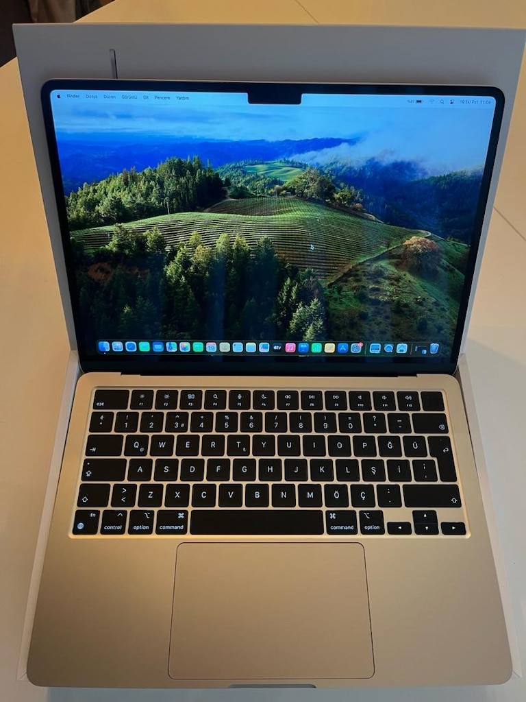 Devir sayisi 9 | Pil sağlığı %100 | Macbook air M2 16 GB 256 GB - 8