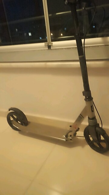 oxelo marka scooter