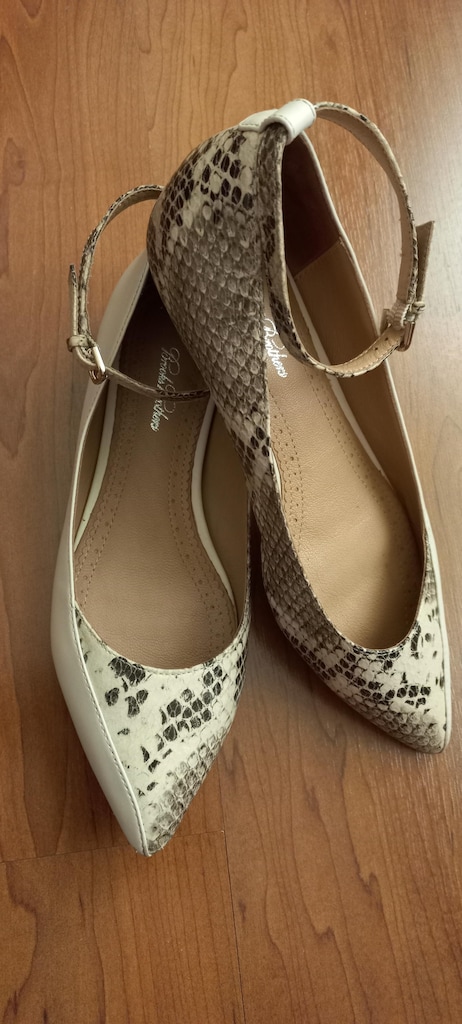 BROOKS BROTHERS - YILAN DERİLİ BEJ BABET 36,5 no. - SIFIRDAN FARKSIZ