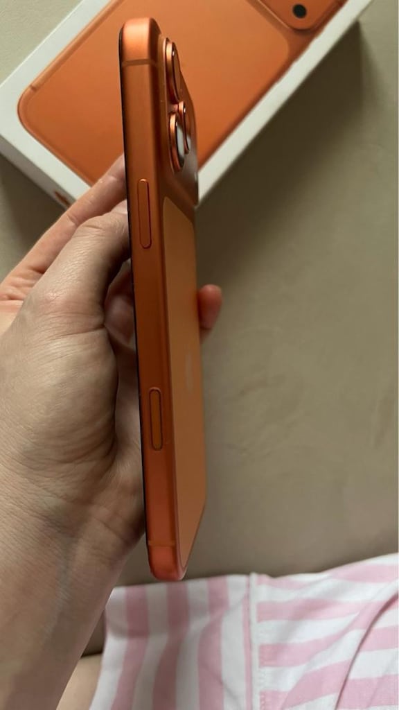 Turuncu Akıllı Telefon - 6
