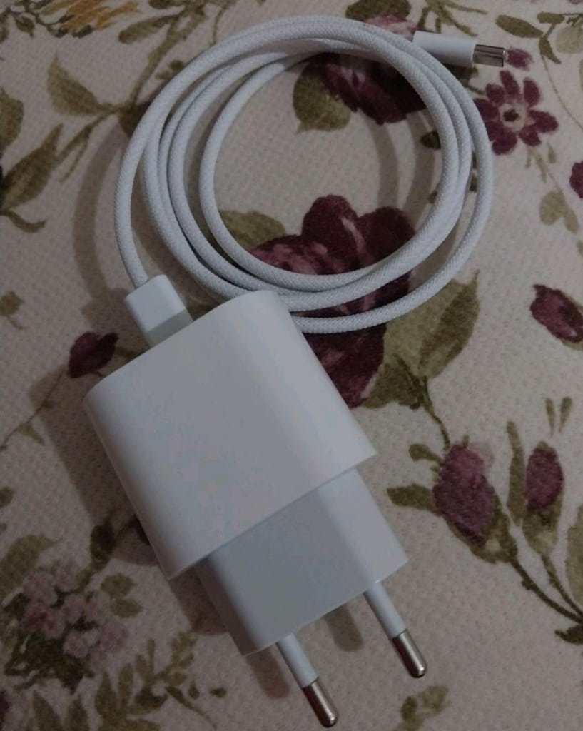 Iphone 15 şarj aleti - 2